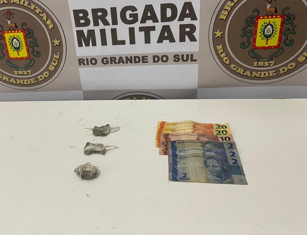 Homem é preso por tráfico de entorpecentes no bairro Industrial, em Farroupilha