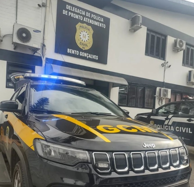 Homem é preso após furtar estabelecimento comercial em Bento