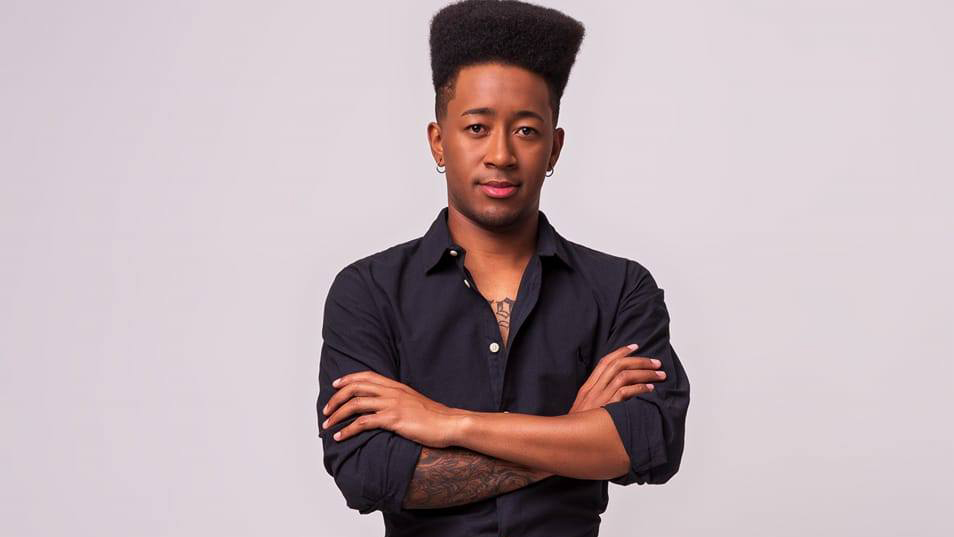 Lucas é integrante do Grupo Mixtura e se apresentava com a banda quando ocorreu o caso. Crédito: Divulgação