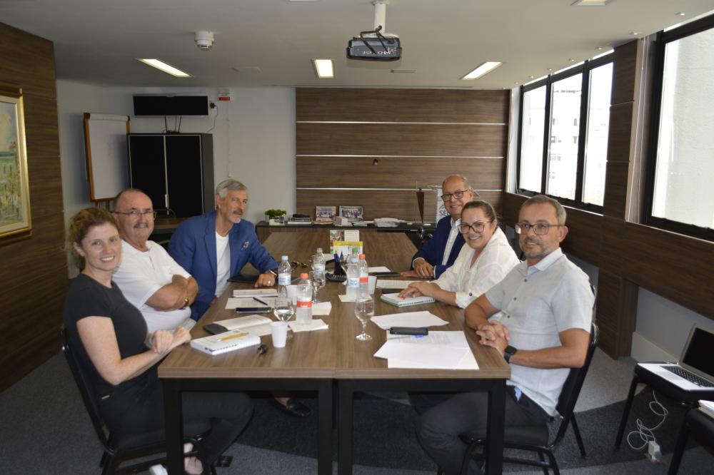 Reunião foi considerada produtiva pelas presidentes dos dois sindicatos - Foto: Divulgação