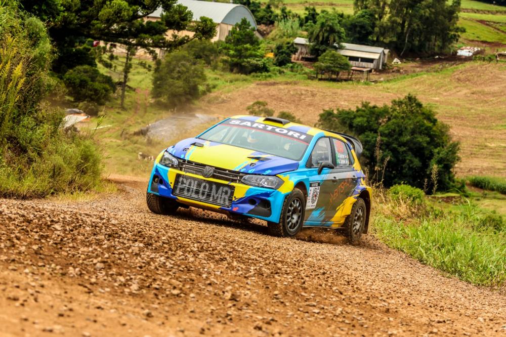 uliano e Rafael Sartori, de Erechim, foram os vencedores com o VW Polo na categoria Rally 2 