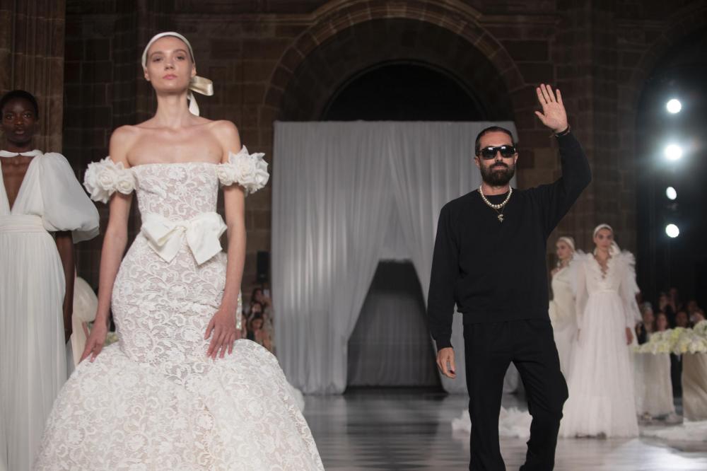 Giambattista Valli encanta Barcelona na Noite das Noivas