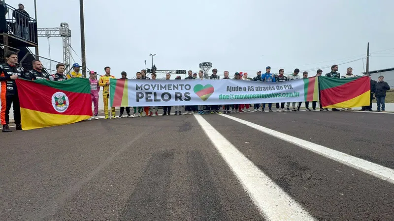 Pilotos da Stock Car deram o pontapé inicial ao Movimento Pelo RS - Fotos: Divulgação