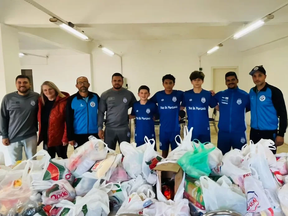 Doações foram entregues nesta terça-feira, 21, para a prefeitura de Bento - Foto: Divulgação