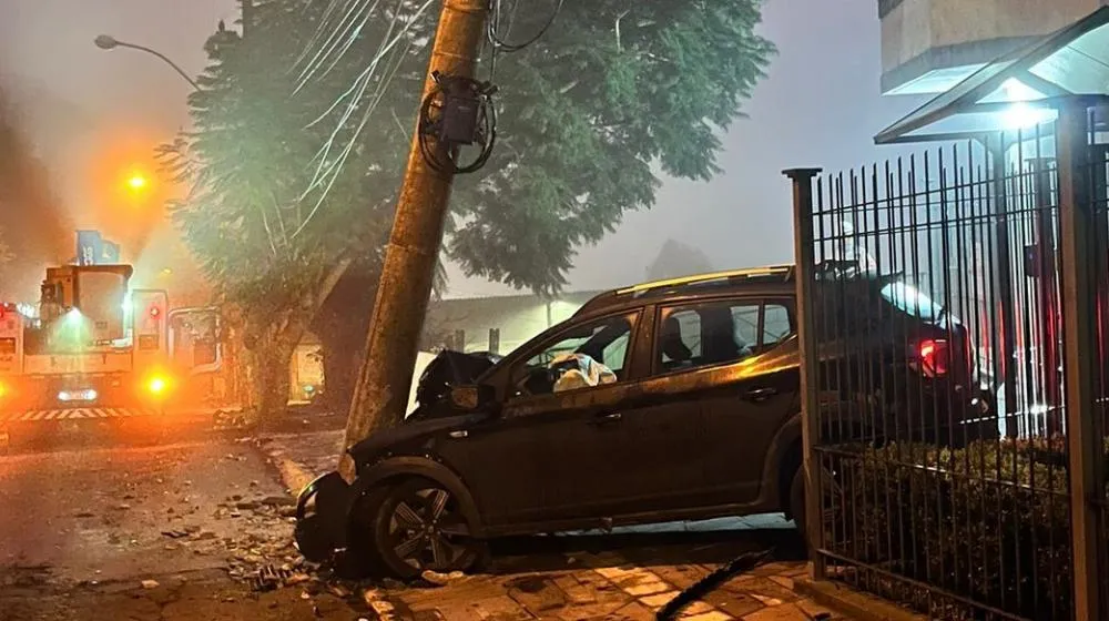 Homem e mulher de 36 anos foram socorridos por uma equipe do Samu - Foto: Divulgação