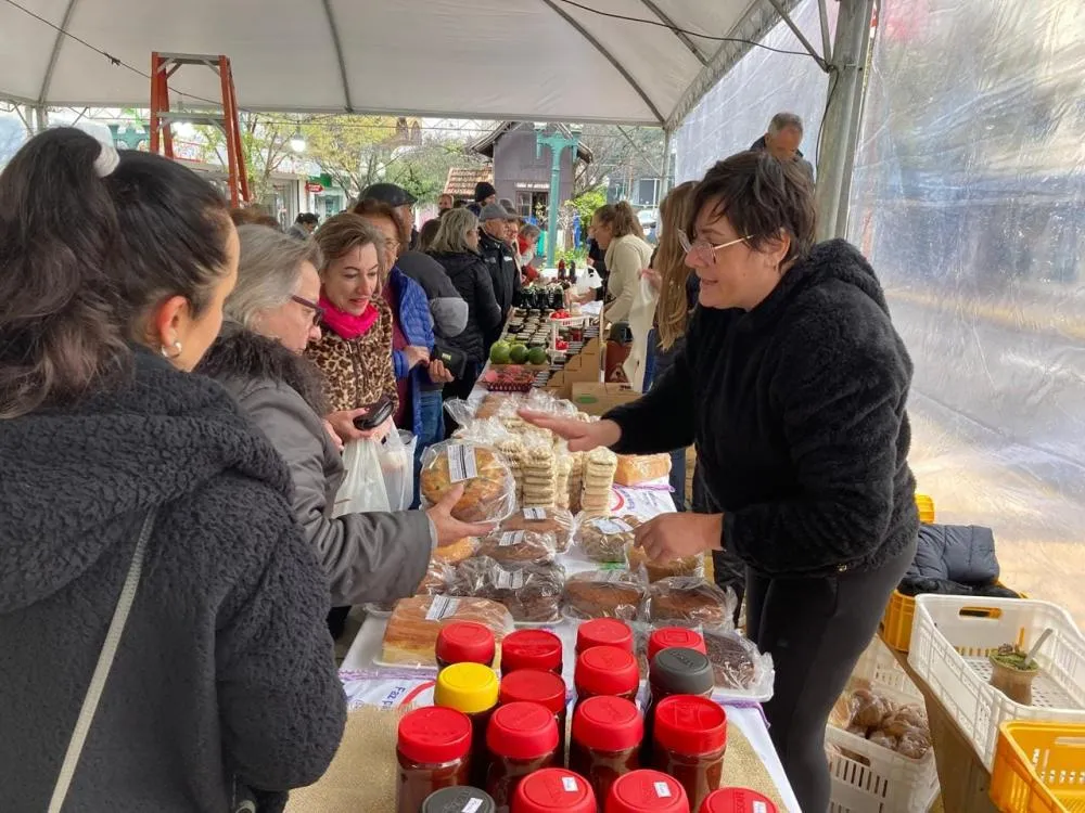 Feira Abrace o Produtor Rural retorna neste sábado em Bento