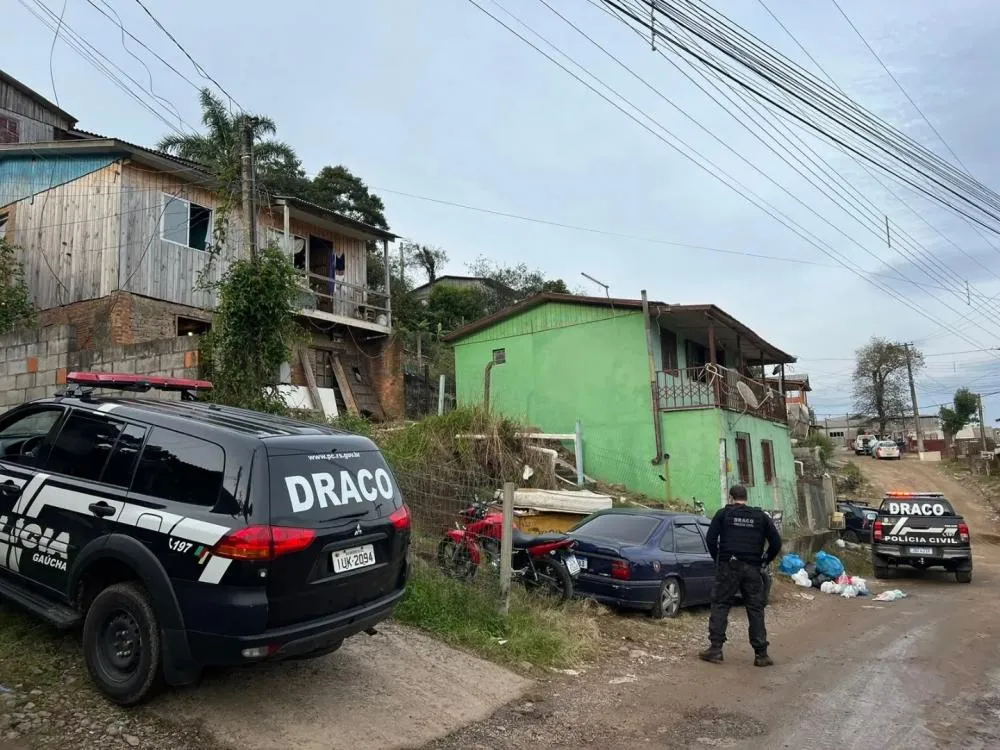Vários bairros de Caxias do Sul foram alvo da operação policial nesta quinta-feira - Fotos: Polícia Civil/Divulgação
