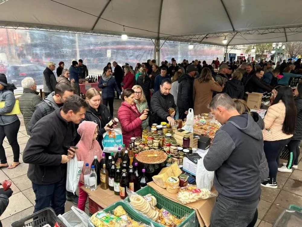 Sábado para aproveitar a Feira Abrace Produtor Rural