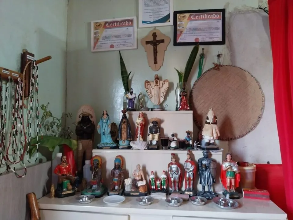 Terreiro de Umbanda é apedrejado por vândalos