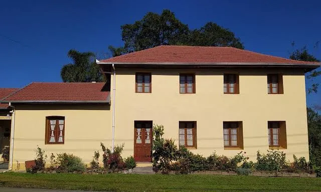 Casa Todeschini fica na Estrada Buarque de Macedo, 2030, na localidade de São Valentim - Fotos: Divulgação