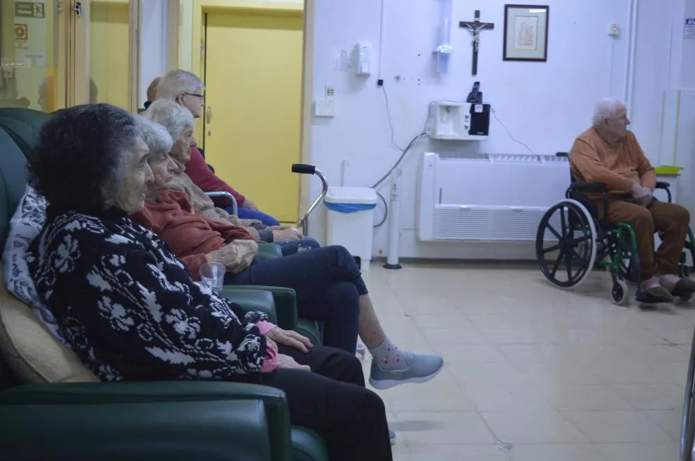 Idosos vão passar o inverno mais quentinho no Lar do Ancião - Fotos: Alessandro Manzoni/Exata Comunicação/Divulgação