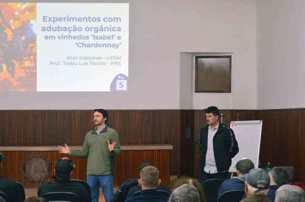 Cooperativa Vinícola Garibaldi realizou seminário de produção orgânica