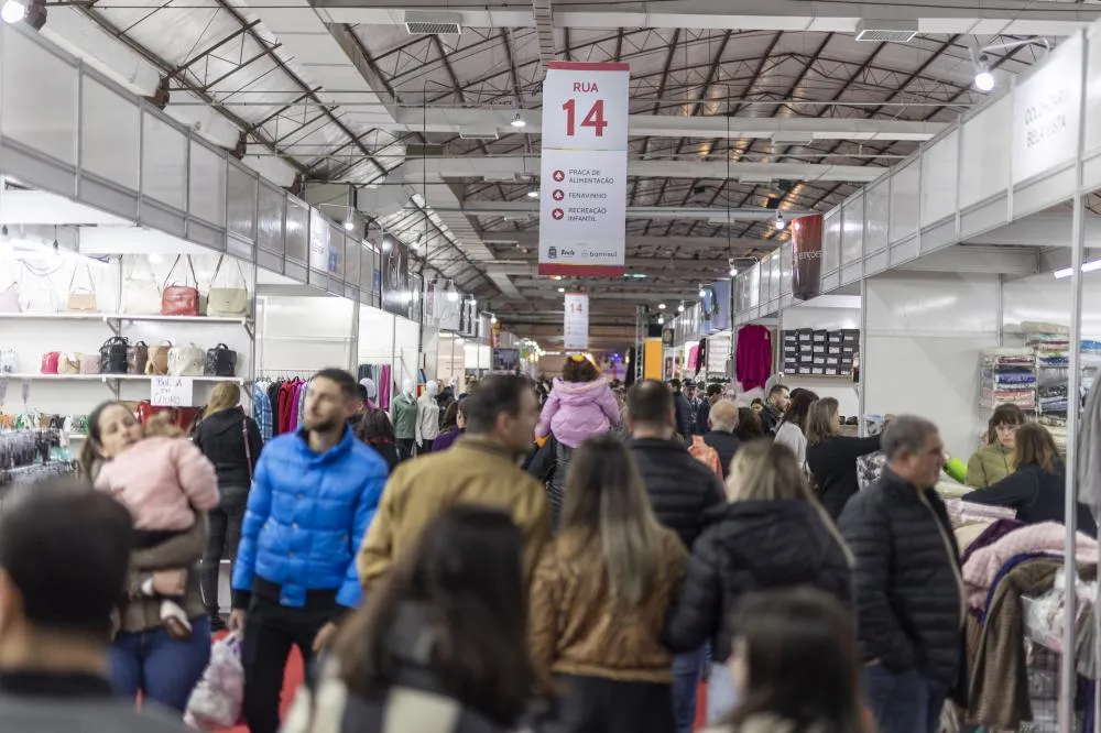 Público lotou o Parque de Eventos e também fez muitas compras - Foto: Augusto Tomasi