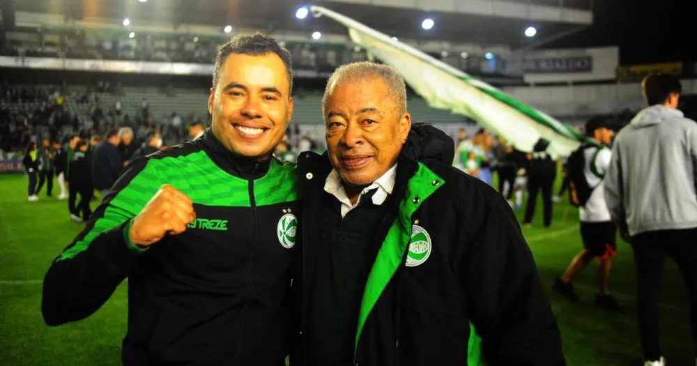 Jair Ventura reassuem o Juventude após dois anos