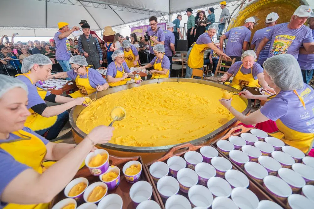 Domingo deve ter recorde de público no 12º Polentaço - Fotos: César Silvestro/Divulgação