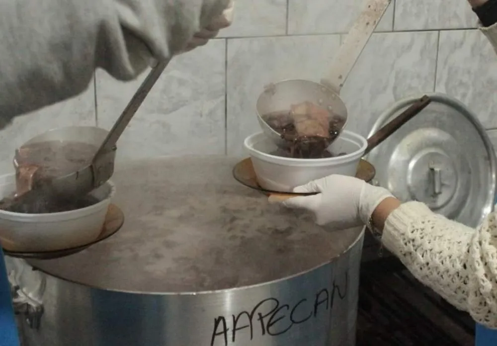 Feijoada Solidária da Aapecan acontece neste domingo