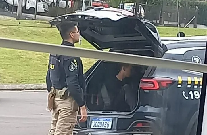 Criminosos são presos após assalto a residência em Bento 