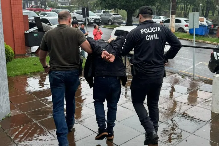 Motorista de transporte escolar é preso acusado de abusar de quatro crianças