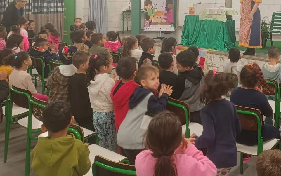 Pais denunciam que crianças mais agitadas são excluídas de atividades em seleção feita pela escola - Foto: Divulgação