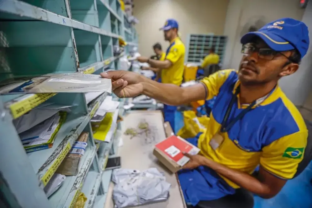 Os salários partem de r$ 2.429,26 a R$ 6.872,48 - Foto: Divulgação