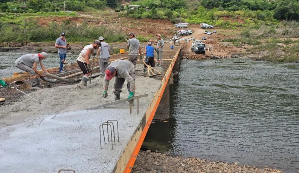 Ponte entre Bento Gonçalves e Cotiporã entra na fase de concretagem