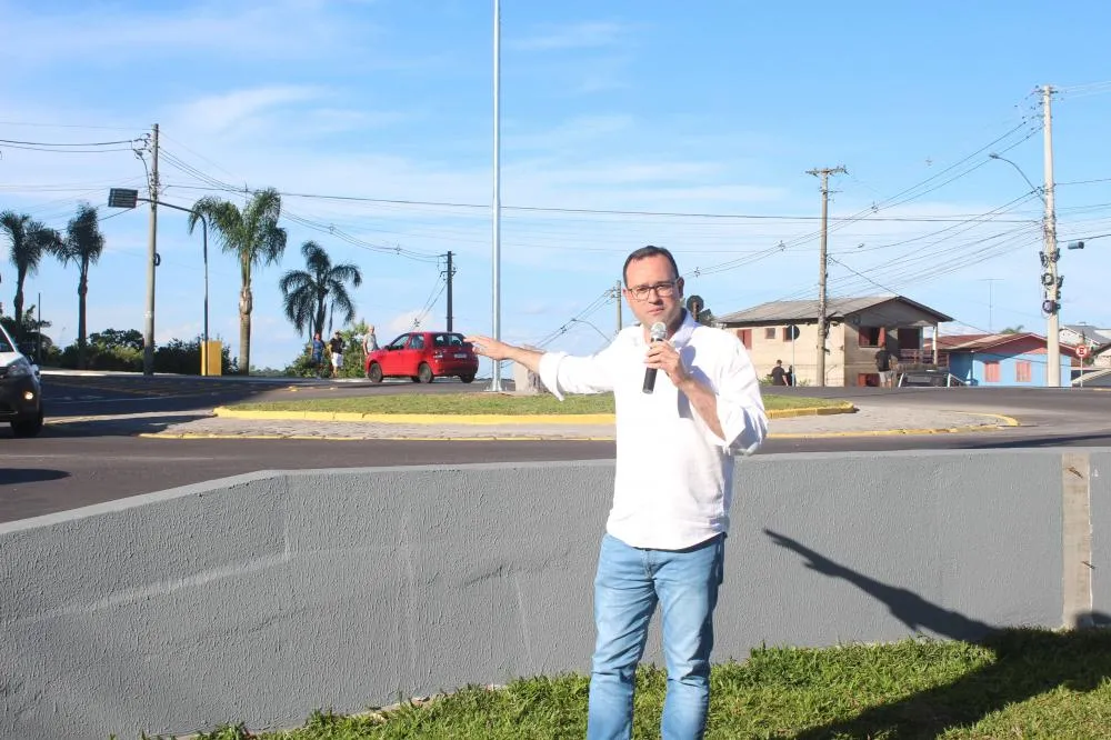 Prefeito Diogo Siqueira exaltou a realização da obra - Fotos: Prefeitura de Bento Gonçalves/Divulgação