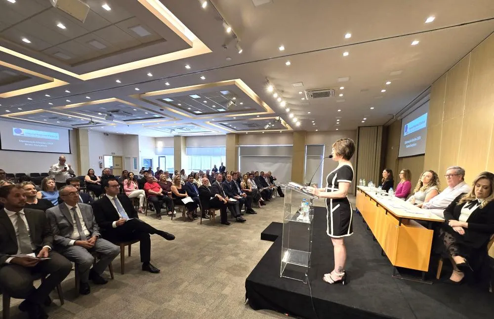 Diplomação ocorreu na manhã desta quarta-feira, 18, no CIC-BG