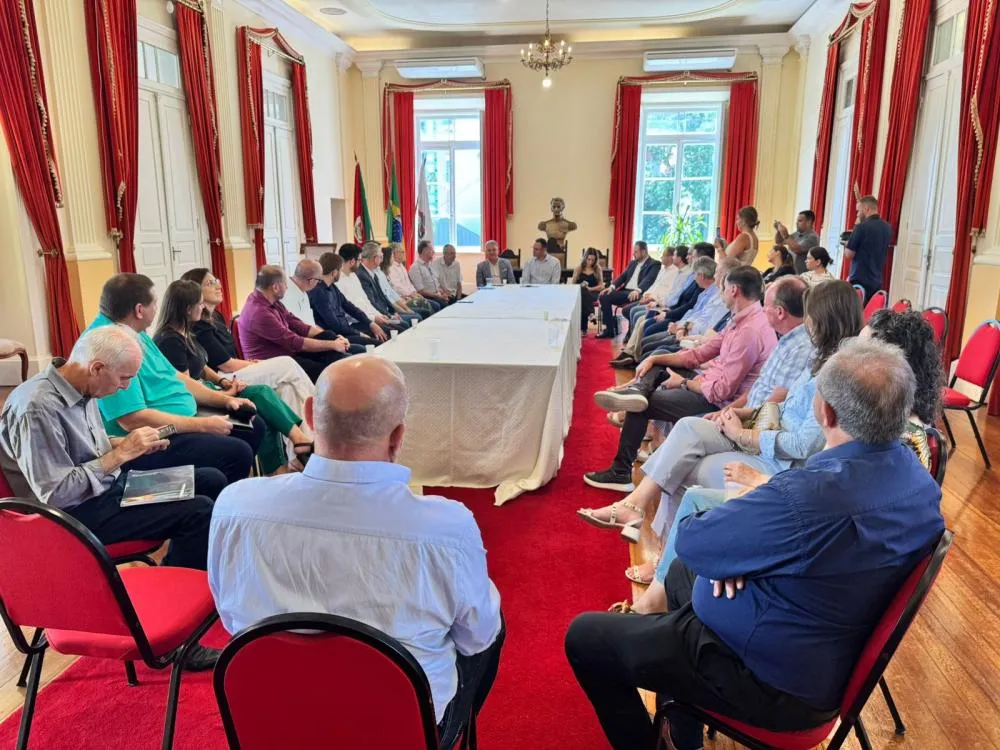 Prefeitos da Amesne criam força-tarefa contra irregularidades no Bolsa Família