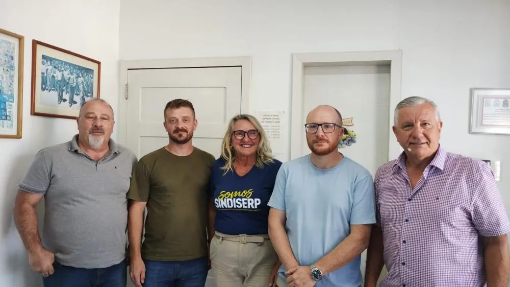 Sindiserp discute retirada de direitos dos servidores em reunião com vereadores