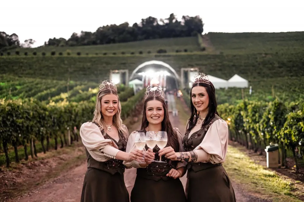 Soberanas estarão no litoral norte gaúcho divulgando a 20ª Fenavinho