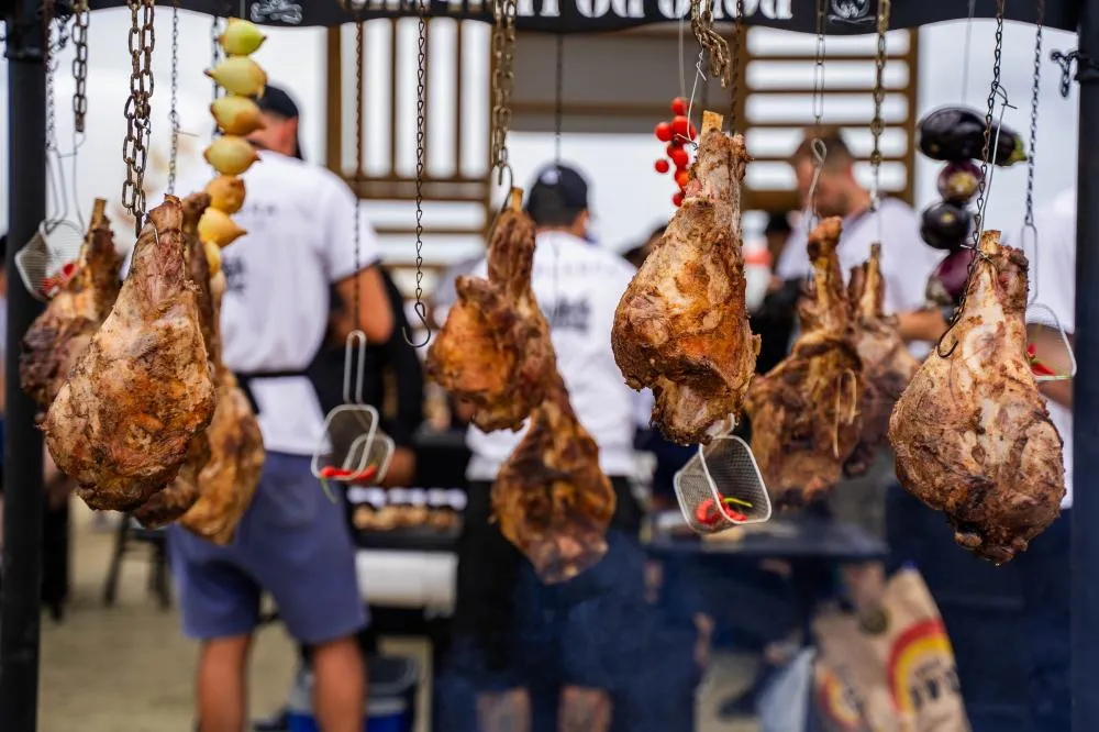 Maior churrasco de praia do mundo acontece neste sábado em Xangri-lá