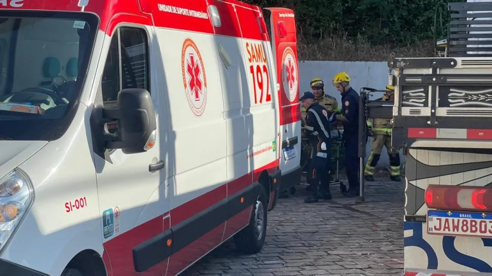 Homem fica gravemente ferido em queda de prédio em Bento Gonçalves