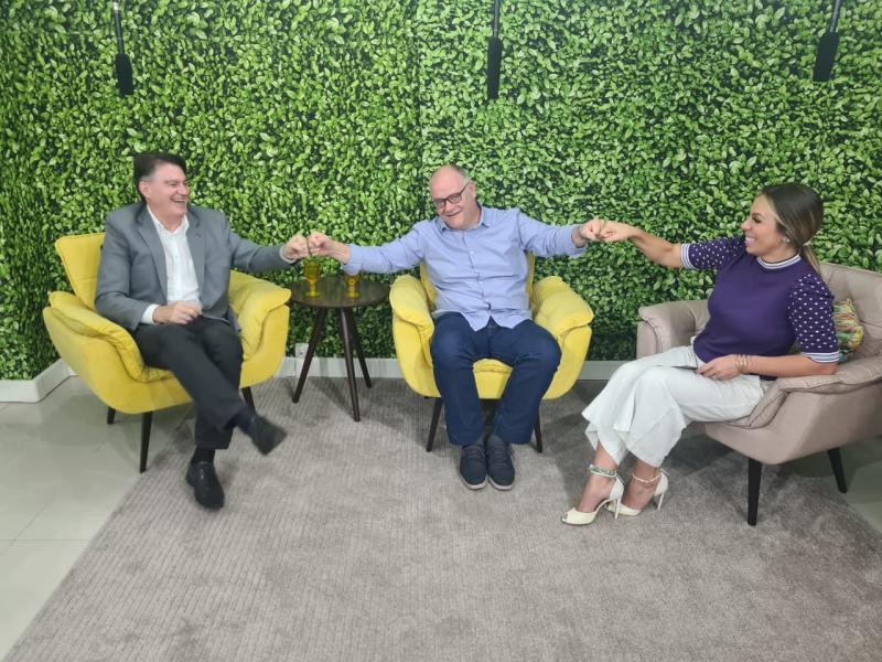 De Papo com a Jaque - Conhecendo a TV COM